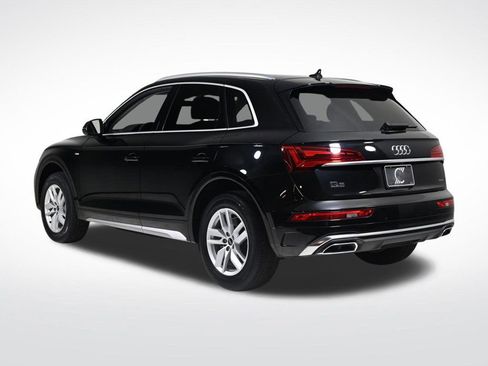 Certified 2023 Audi Q5 2.0T Premium w/ Convenience Package image 3