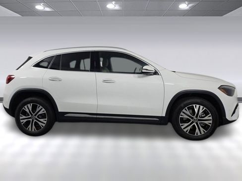 Certified 2025 Mercedes-Benz GLA 250 GLA 250 image 6