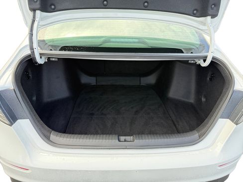 Certified 2025 Honda Accord SE image 17