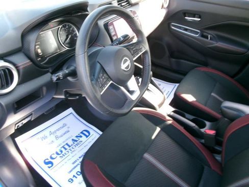 Used 2024 Nissan Versa SR FWD image 12