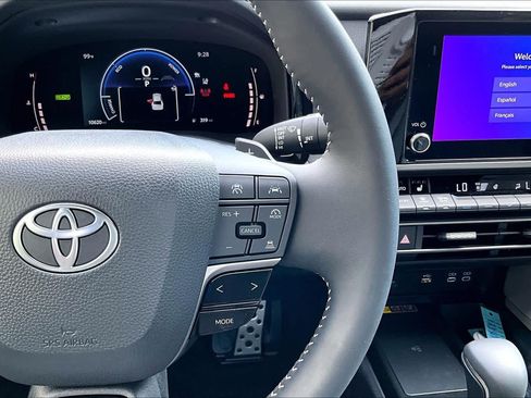 Certified 2025 Toyota Camry SE w/ Convenience Package FWD image 25