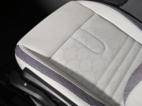 Certified 2025 MINI Cooper S FWD image 26