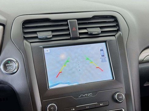 Used 2019 Ford Fusion SE w/ Equipment Group 151A image 32