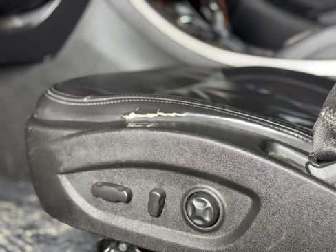 Used 2013 Buick LaCrosse Leather image 23