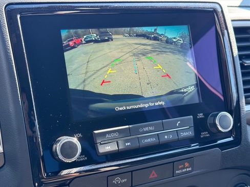 Certified 2024 Nissan Frontier SV w/ Technology Package image 23