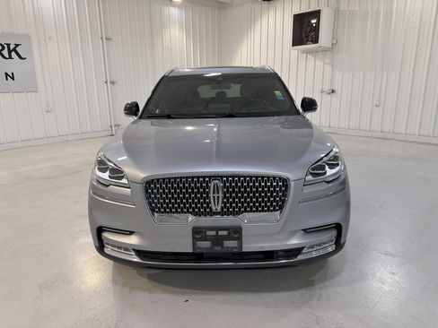 Used 2022 Lincoln Aviator Reserve w/ Equipment Group 201A image 8