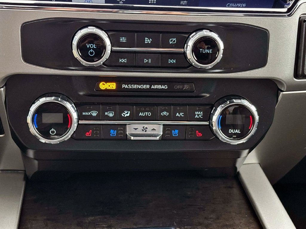 Used 2022 Ford F350 Lariat AWD/4WD image 25
