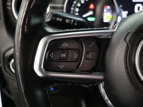 Used 2023 Jeep Wrangler Unlimited Sahara w/ Cold Weather Group AWD/4WD image 21