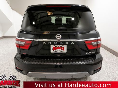 Used 2021 Nissan Armada Platinum image 4
