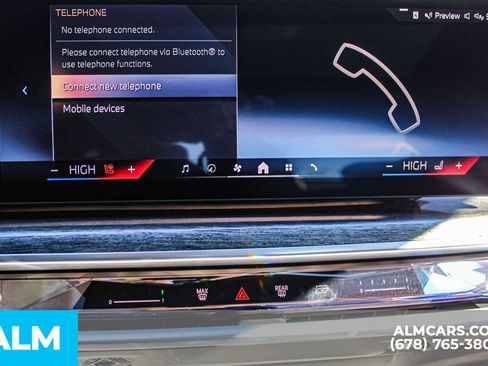 Used 2023 BMW 740i w/ Parking Assistance Package image 34