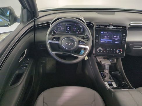 Certified 2023 Hyundai Santa Cruz SE image 17