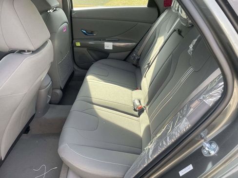 New 2026 Hyundai Elantra SEL Sport Premium FWD image 8
