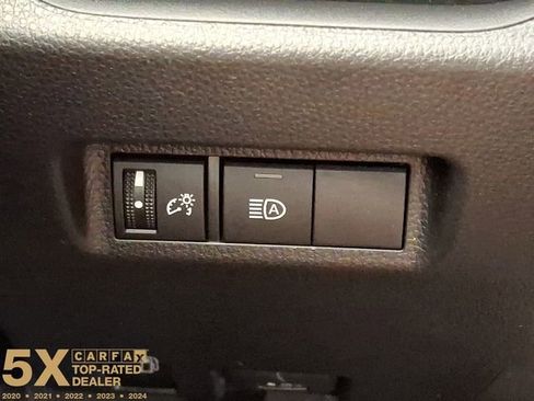 Certified 2025 Toyota RAV4 LE AWD/4WD image 32