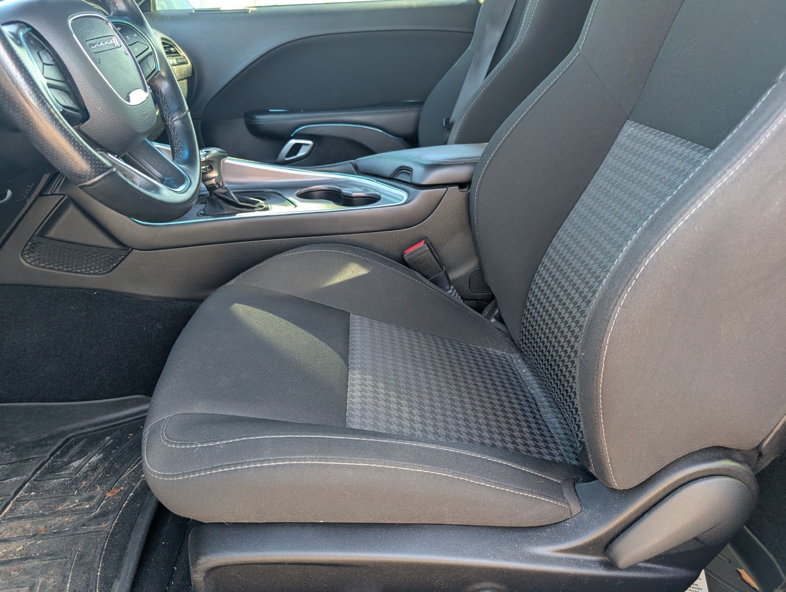 Used 2021 Dodge Challenger R/T RWD image 6