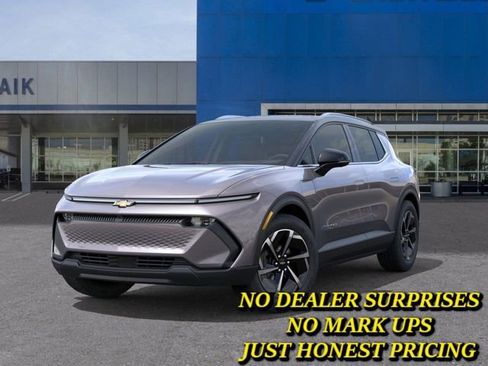 New 2026 Chevrolet Equinox EV LT w/ LPO, All-Weather Mat Package image 6