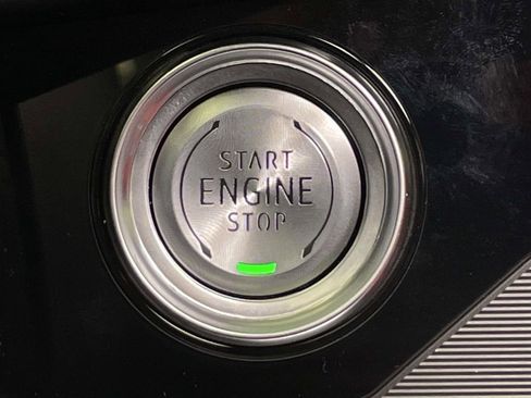 Used 2022 Chevrolet Corvette Stingray Preferred Cpe w/ Battery Protection Package image 41