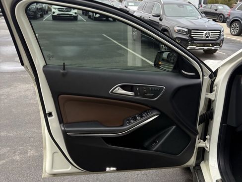 Used 2015 Mercedes-Benz GLA 45 AMG 4MATIC image 16