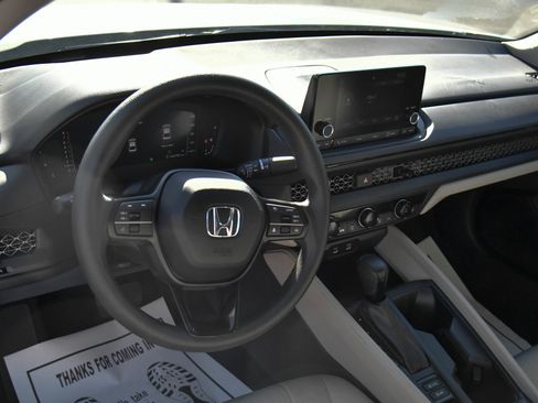 Used 2023 Honda Accord LX image 14