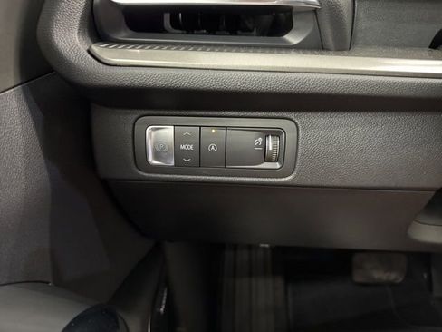 New 2026 Chevrolet Traverse LT w/ Enhanced Driving Package FWD image 22