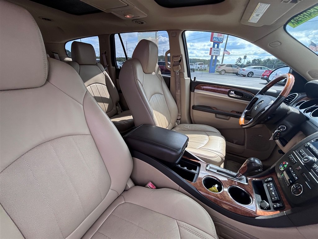 Used 2011 Buick Enclave CXL w/ Trailering Provision Package FWD image 31