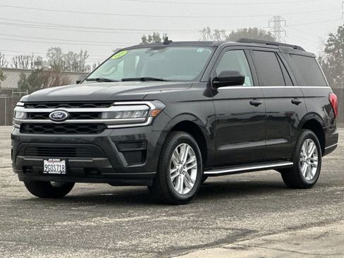 Certified 2022 Ford Expedition XLT image 7