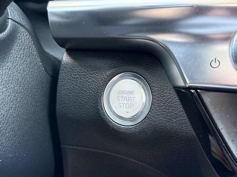 Used 2020 Kia Telluride EX w/ Towing Package FWD image 25