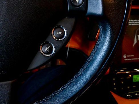 Used 2018 Maserati GranTurismo Convertible image 32