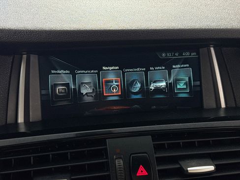 Used 2018 BMW X4 xDrive28i AWD/4WD image 18