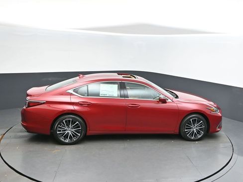 New 2025 Lexus ES 350 w/ Premium Package image 17