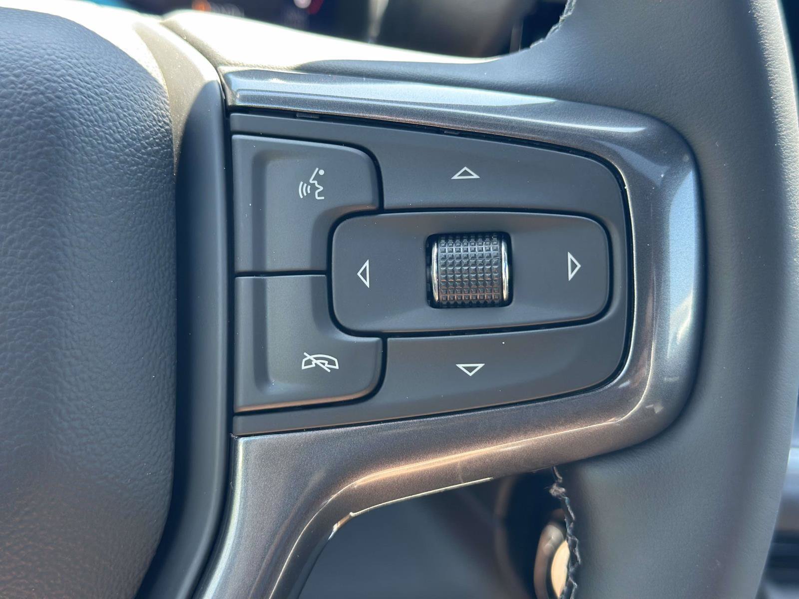 New 2026 Chevrolet Silverado 2500 High Country w/ High Country Premium Package AWD/4WD image 14