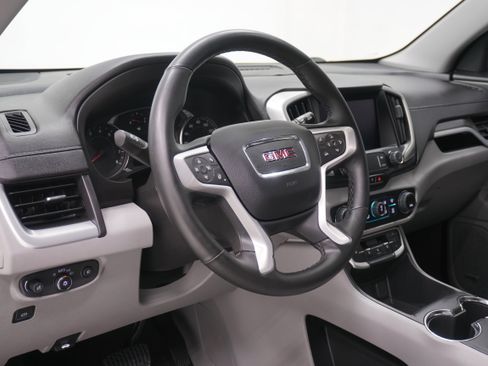 Used 2023 GMC Terrain SLT w/ Infotainment Package II AWD/4WD image 10
