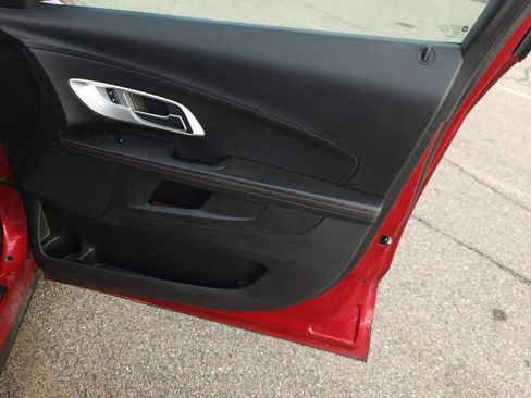 Used 2013 Chevrolet Equinox LT w/ Driver Convenience Package image 18