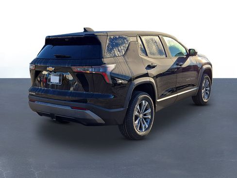 New 2026 Chevrolet Equinox LT w/ Safety and Technology Package image 5