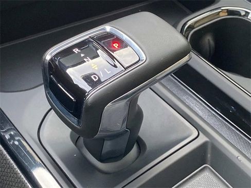 Used 2023 Chevrolet Silverado 1500 ZR2 w/ Technology Package image 29