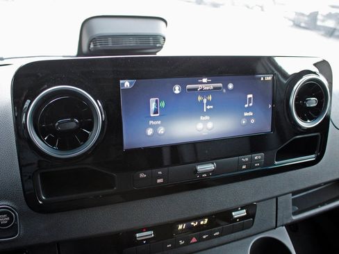 New 2025 Mercedes-Benz Sprinter 2500 image 16