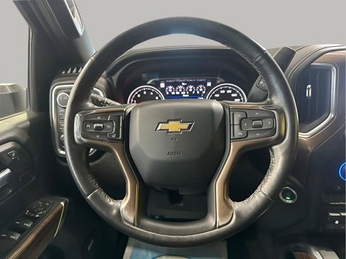 Used 2021 Chevrolet Silverado 2500 High Country w/ Z71 Off-Road Package AWD/4WD image 15