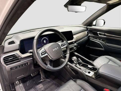 Used 2025 Kia Telluride SX Prestige X-Pro image 9
