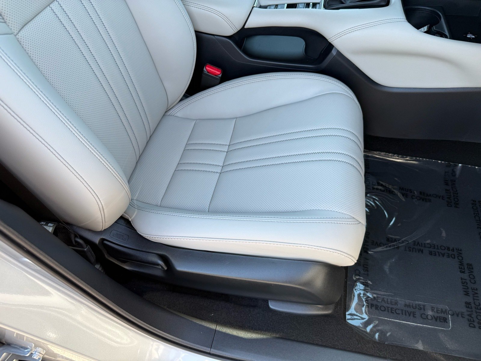 Used 2027 Honda HR-V EX-L image 33