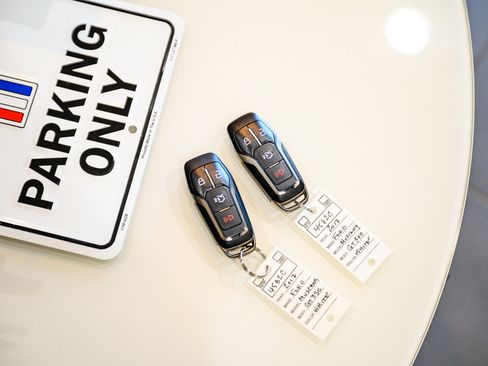 Used 2017 Ford Mustang Shelby GT350 w/ Electronics Package image 57