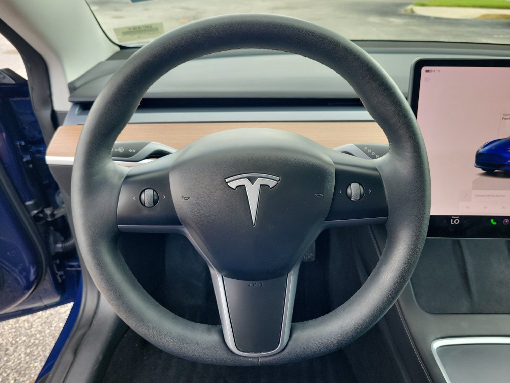 Used 2023 Tesla Model 3 Standard Range RWD image 19