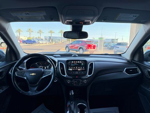 Used 2018 Chevrolet Equinox Premier FWD image 20