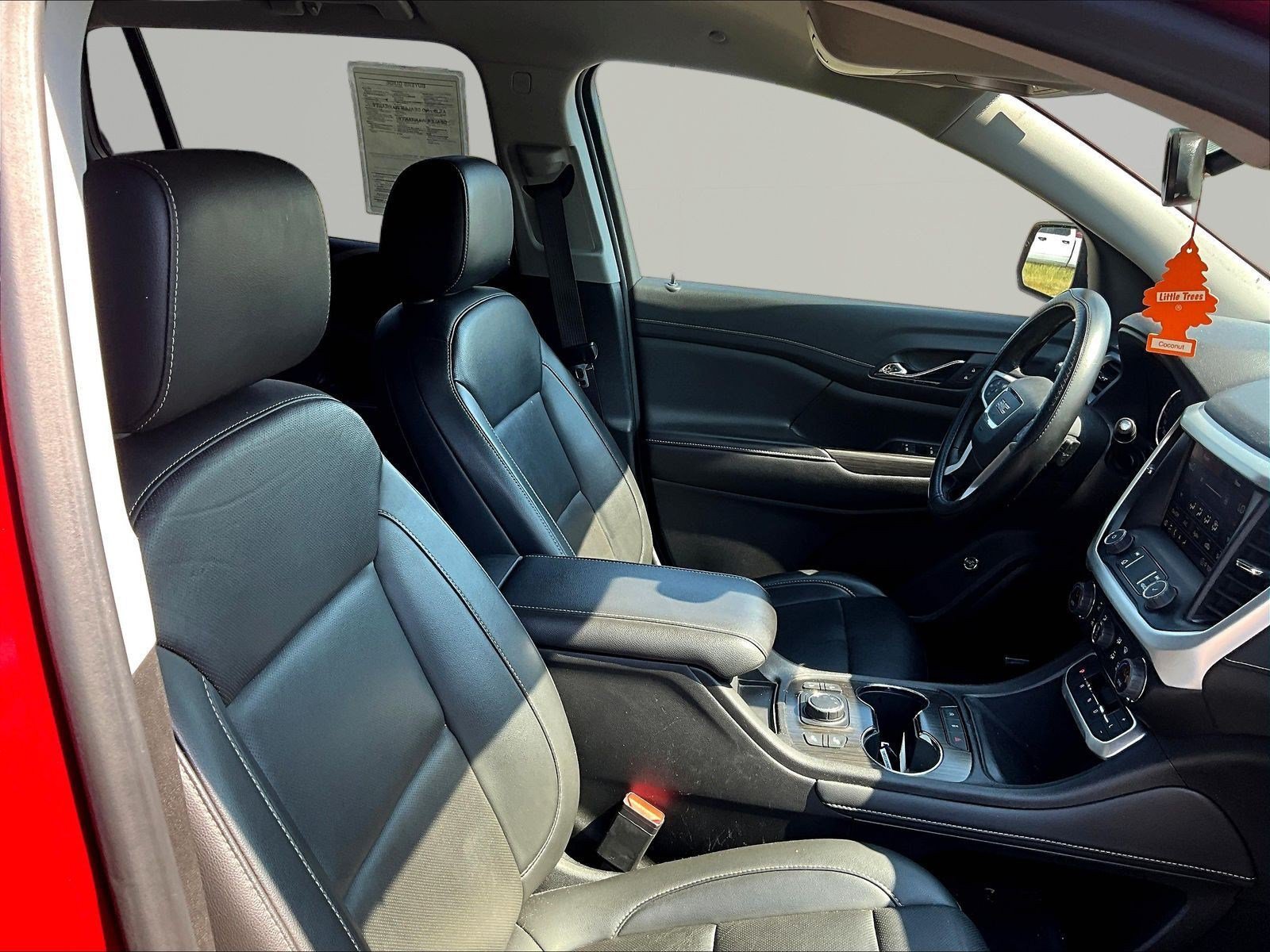 Used 2023 GMC Acadia SLT FWD image 30