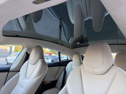 Used 2019 Tesla Model S Long Range image 19