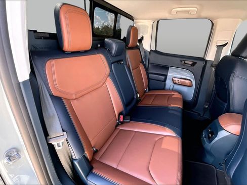 Used 2024 Ford Maverick Lariat FWD image 19