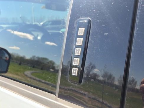 Used 2019 Ford F150 XLT w/ Equipment Group 302A Luxury image 18