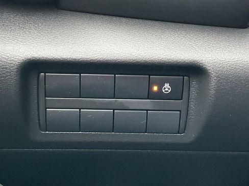 Used 2023 Nissan Kicks SR w/ SR Premium Package image 17