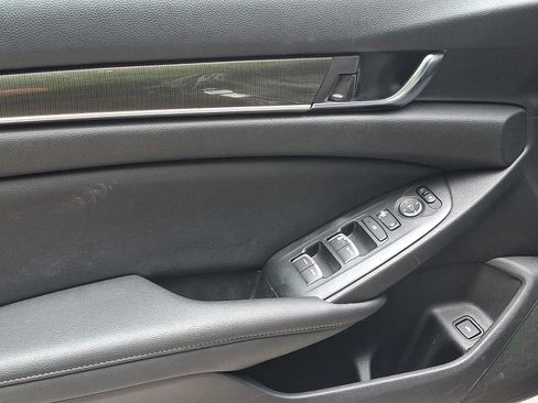 Used 2020 Honda Accord Sport image 9