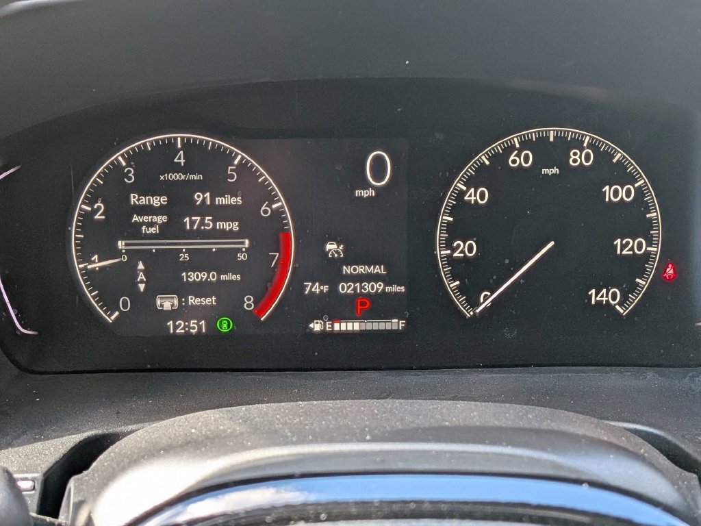 Used 2025 Honda Pilot Touring image 18