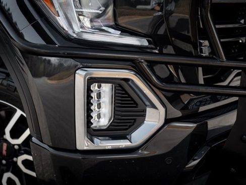 Used 2020 GMC Sierra 1500 AT4 w/ AT4 Premium Package image 10