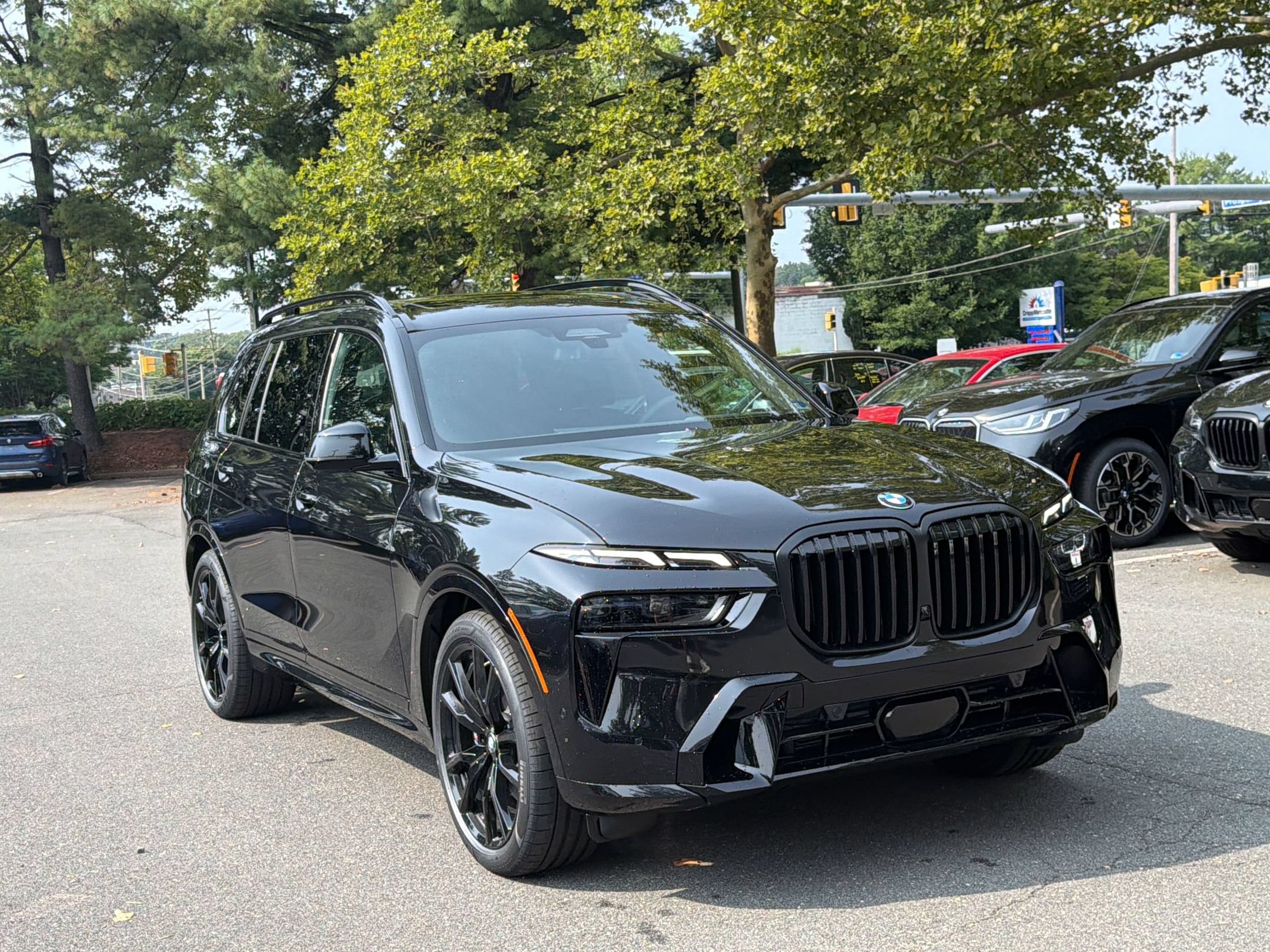 Used 2027 BMW X7 xDrive40i w/ Executive Package AWD/4WD image 7